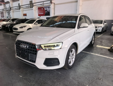 Audi Q3 2019 car image 