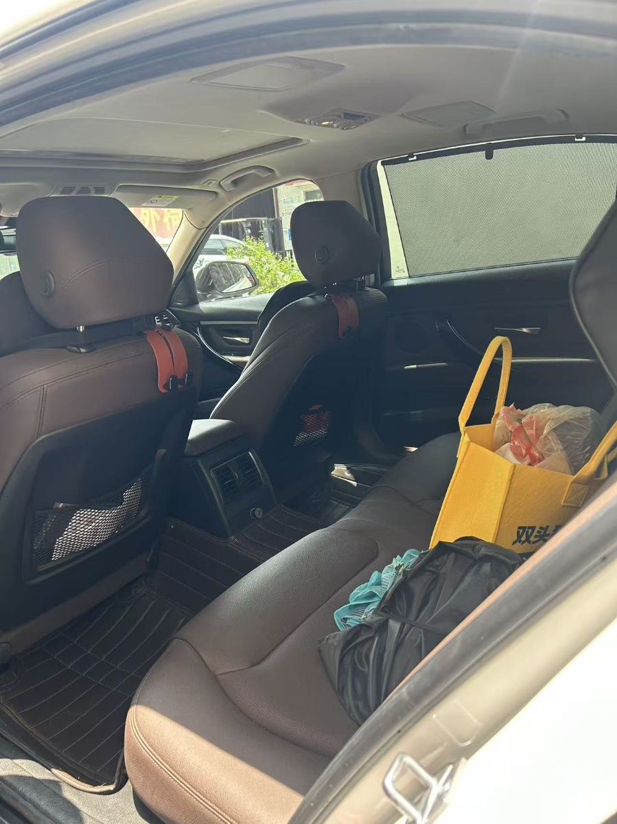 BMW 3 Series 2019 car image #3