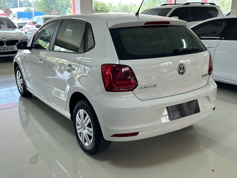 Volkswagen Polo 2015 #6 Volkswagen Polo 2015 car image #6