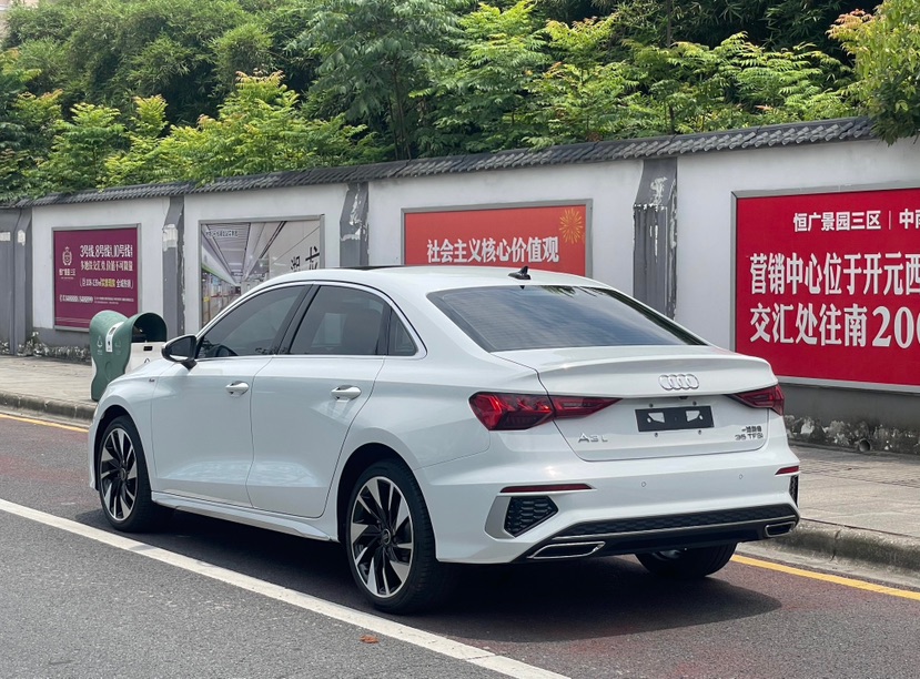 Audi A3 2023 car image #5