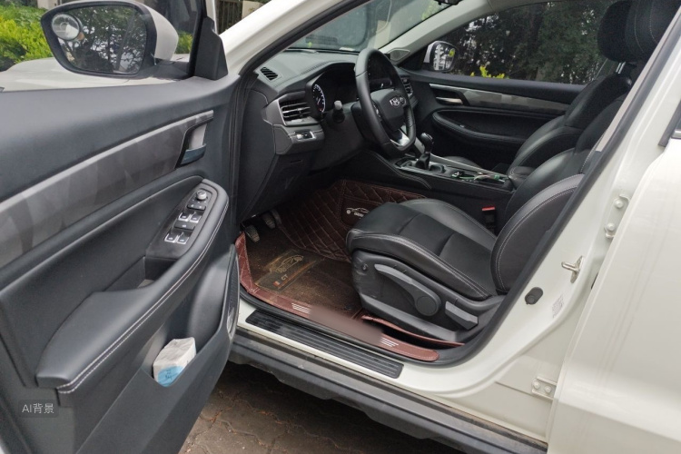 GEELY Vision X6 2022 immagine di auto #18