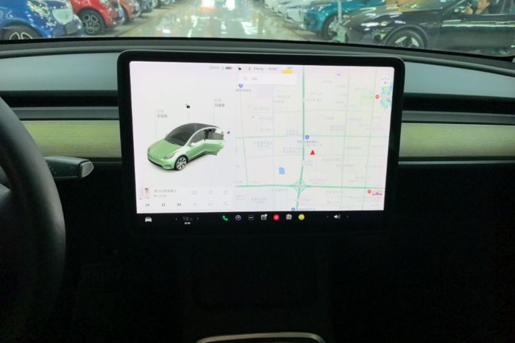 Tesla Model Y 2021 #13 Tesla Model Y 2021 car image #13