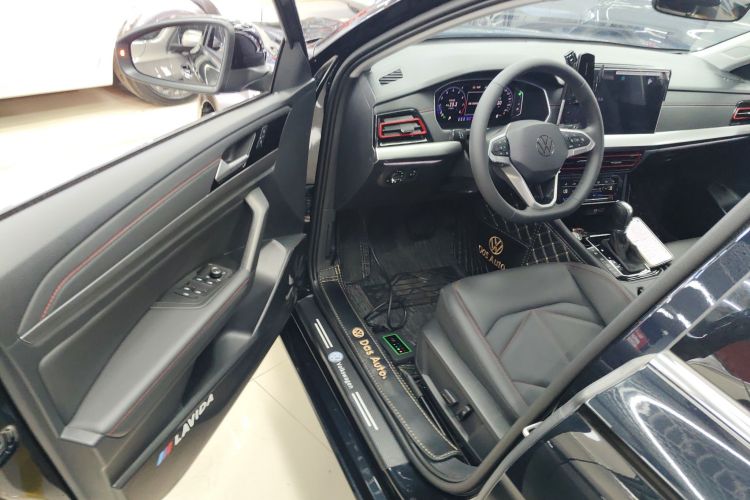 Volkswagen Lavida 2024 car image #16