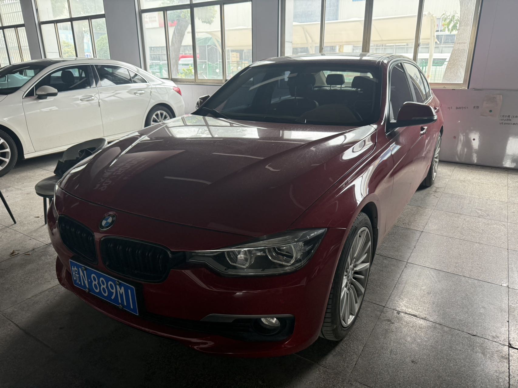 BMW 3 Series 2018 car image 
