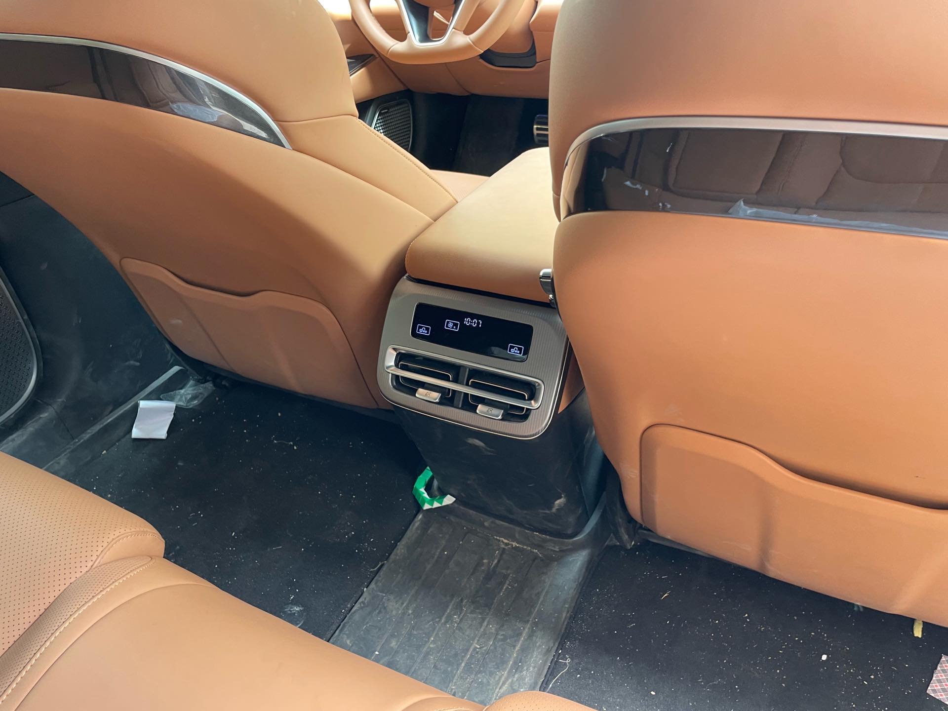 BYD HanL 2025 car image #9