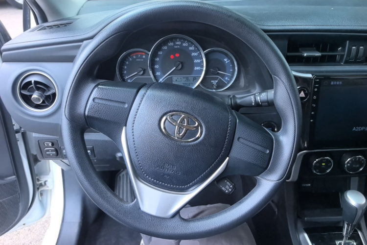 Toyota Corolla 2019 car image #11