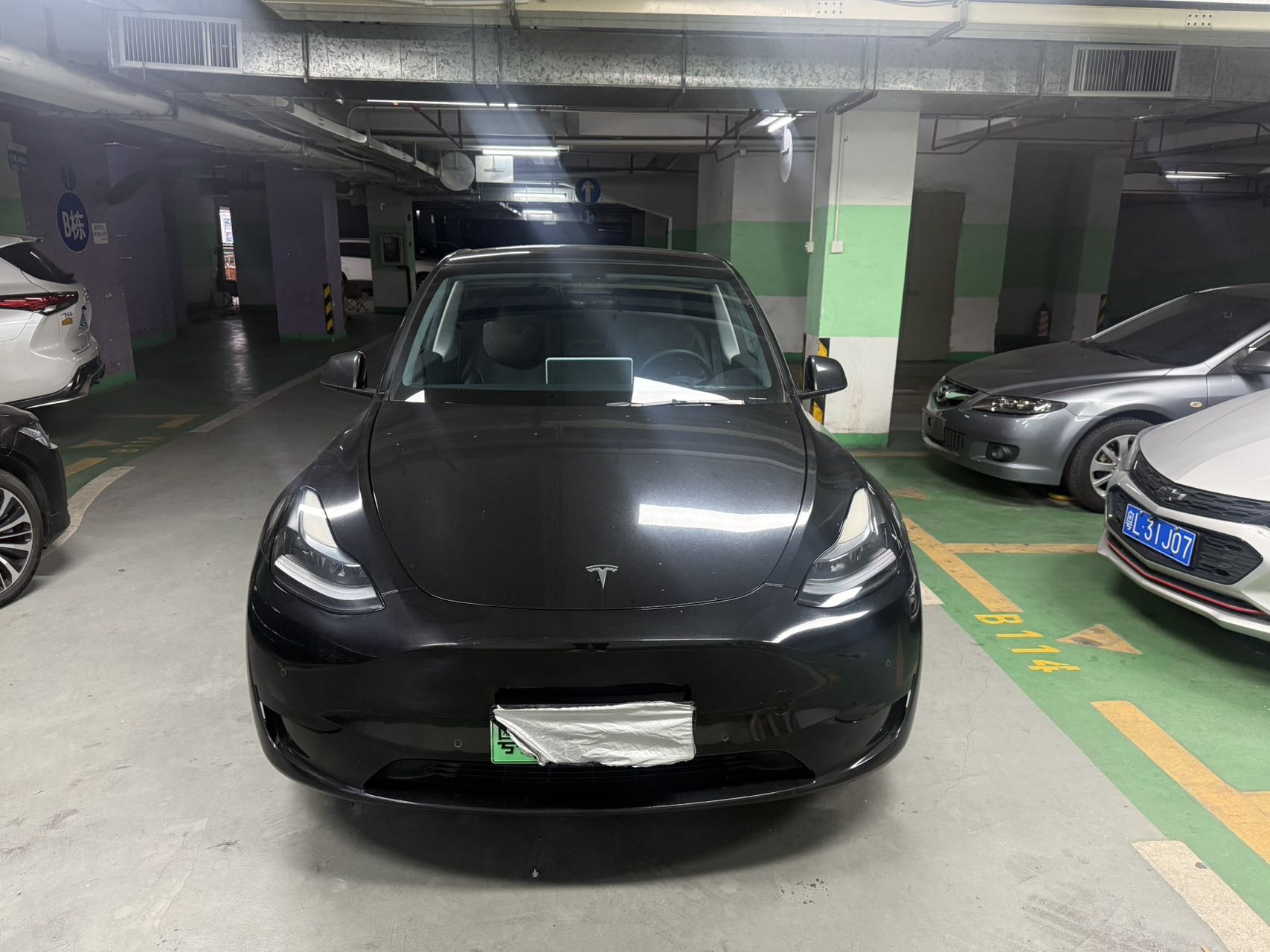 Tesla Model Y 2023 car image #3