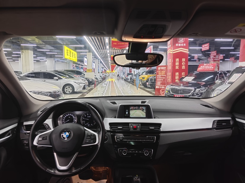 BMW X1 2019 #6 BMW X1 2019 car image #6