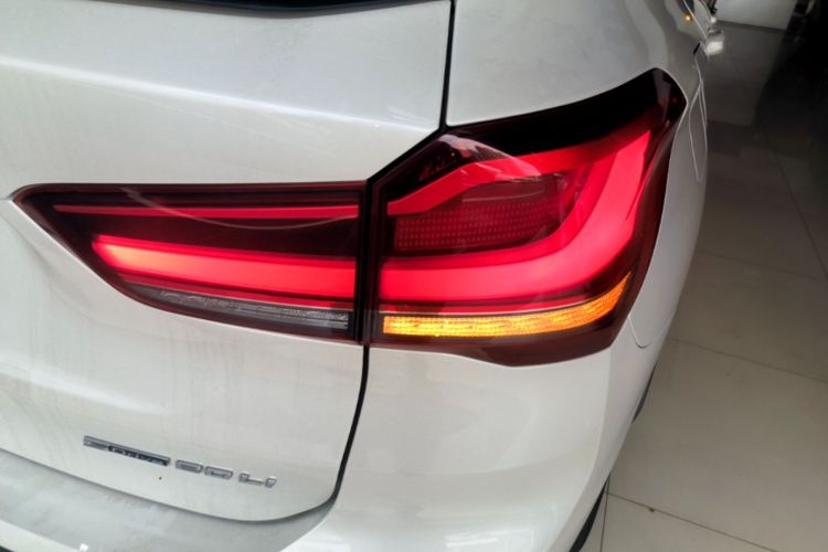 BMW X1 2020 #8 BMW X1 2020 car image #8
