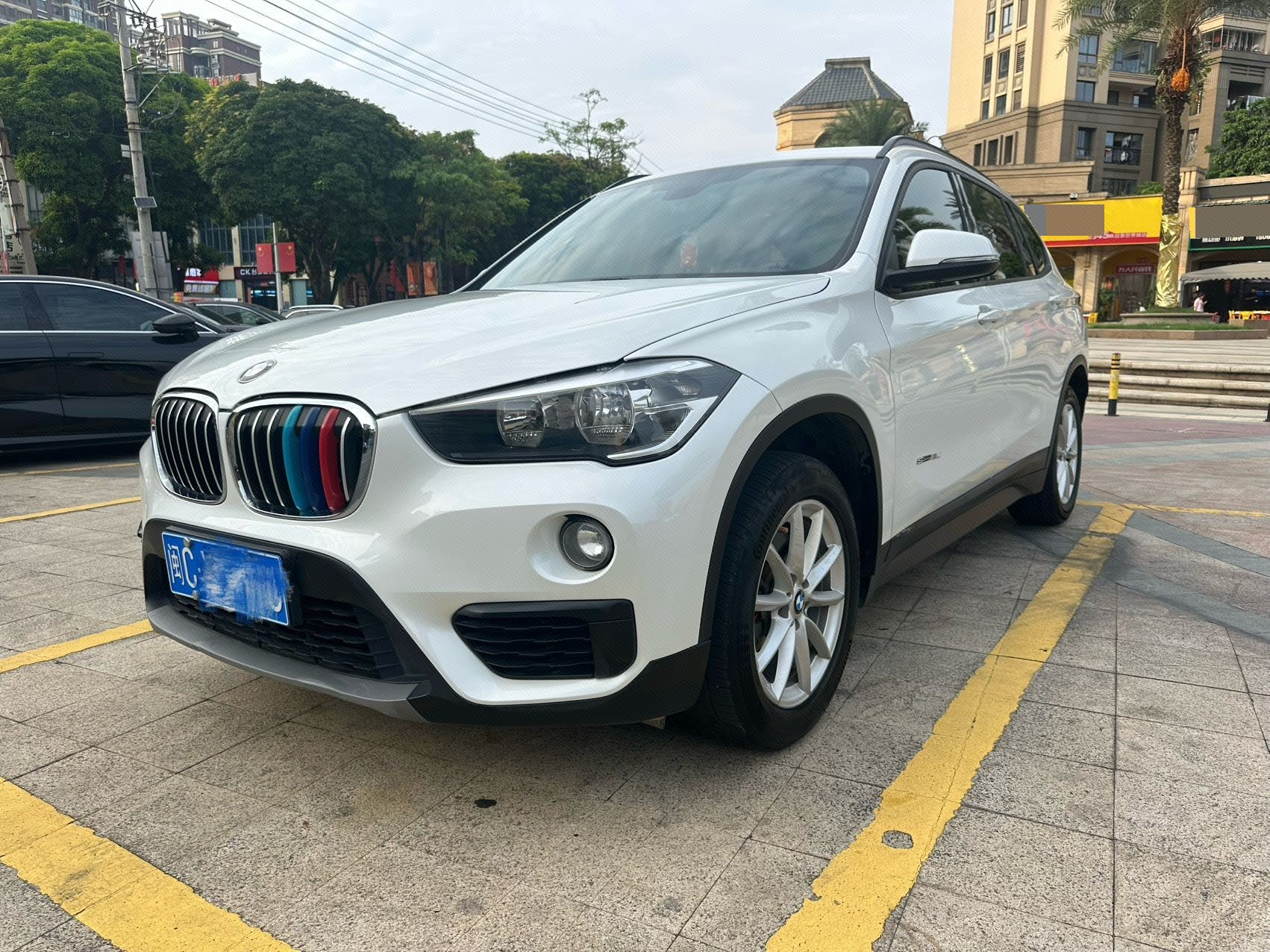 BMW X1 2016 BMW X1 2016 car image