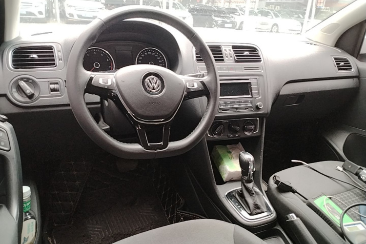 Volkswagen Polo 2017 #10 Volkswagen Polo 2017 изображение автомобиля #10