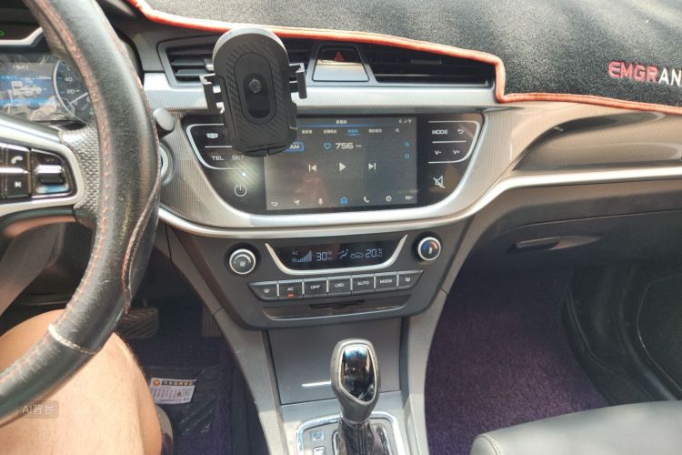 GEELY Emgrand 2018 car image #15