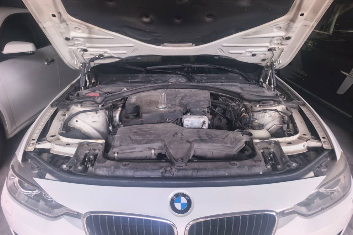 BMW 3 Series 2013 #10 BMW 3 Series 2013 car image #10