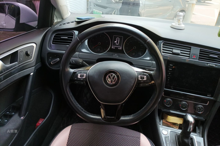 Volkswagen Golf 2020 #12 Volkswagen Golf 2020 car image #12
