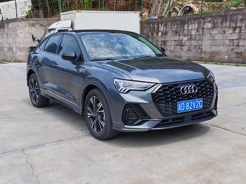 Audi Q3 Sportback 2022 #2 Audi Q3 Sportback 2022 car image #2