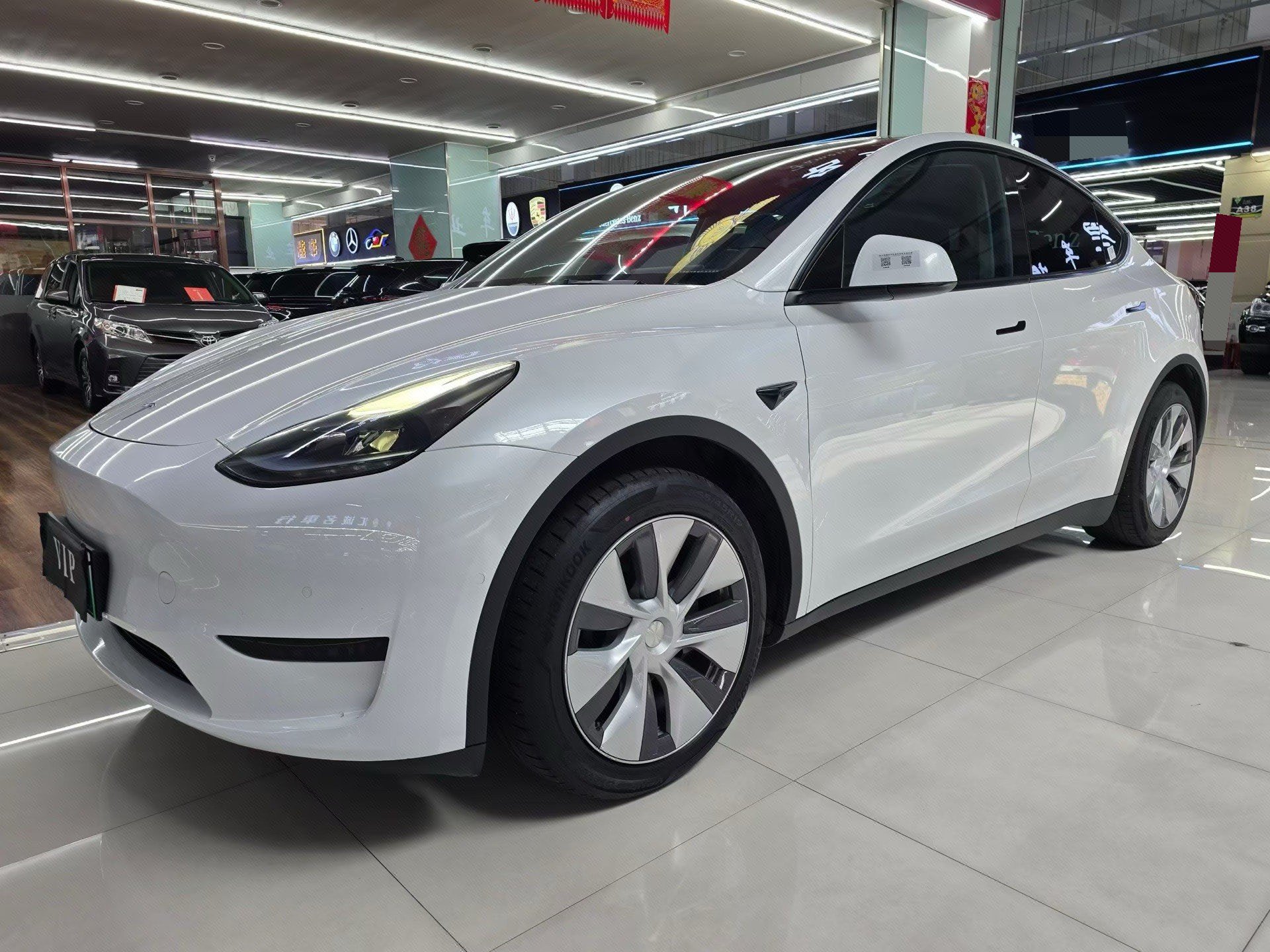 Tesla Model Y 2023 Tesla Model Y 2023 car image