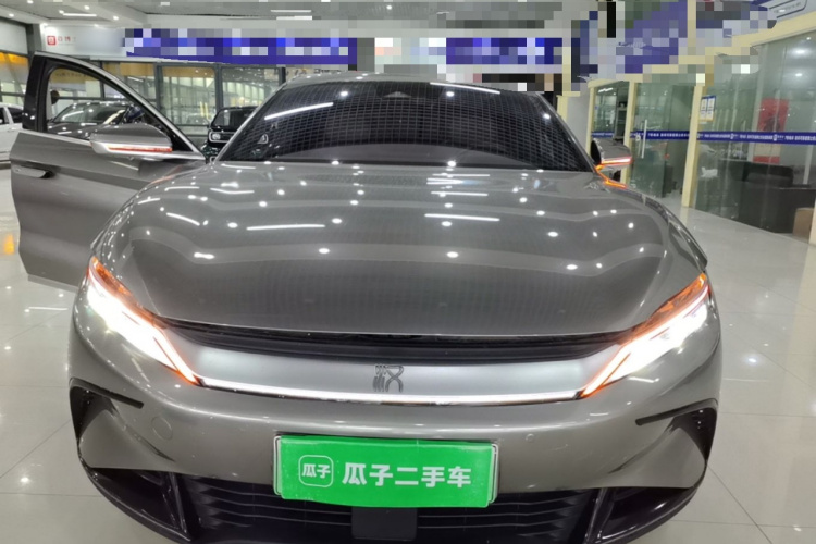 BYD Han 2022 car image #3