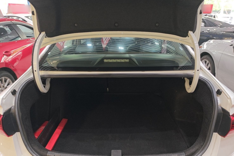 Volkswagen Bora 2020 car image #19