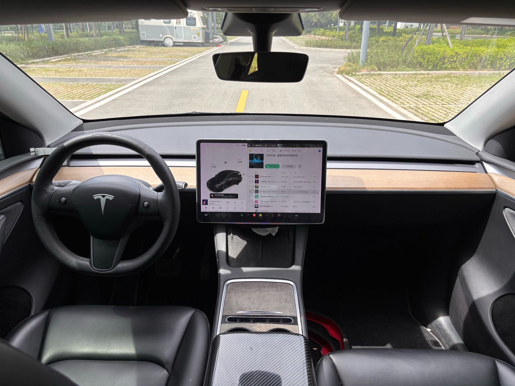 Tesla Model Y 2021 car image #7