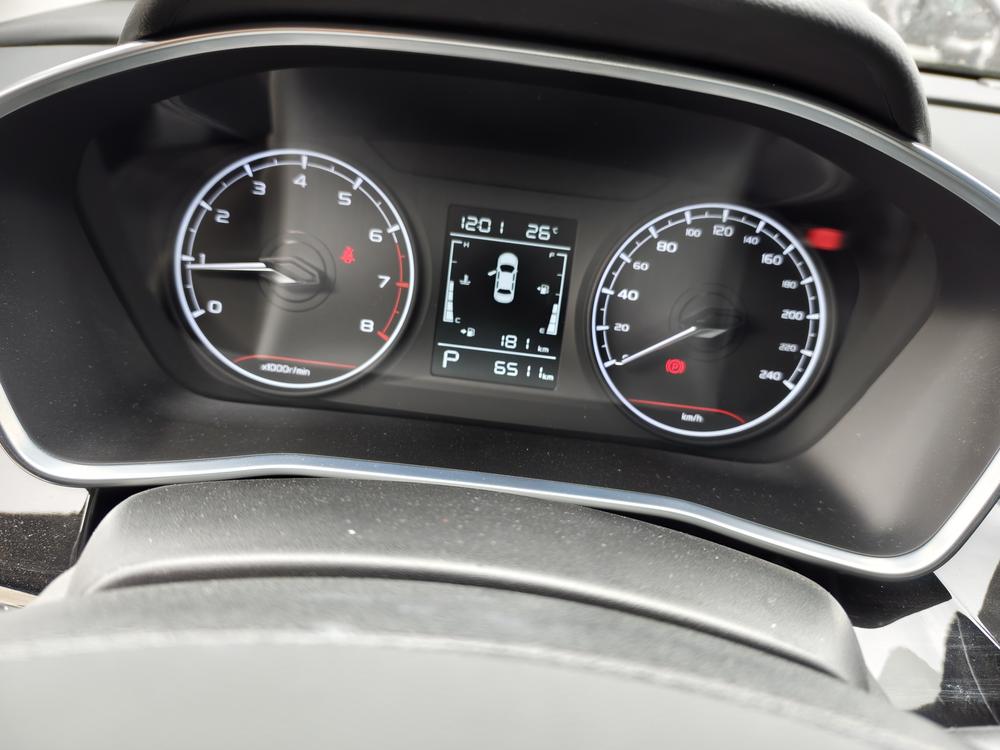 GEELY Coolray 2025 #8 GEELY Coolray 2025 car image #8