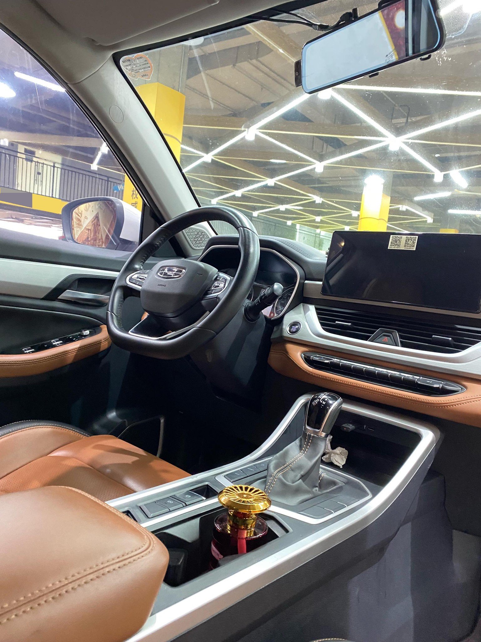 GEELY Vision X6 2020 car image #10