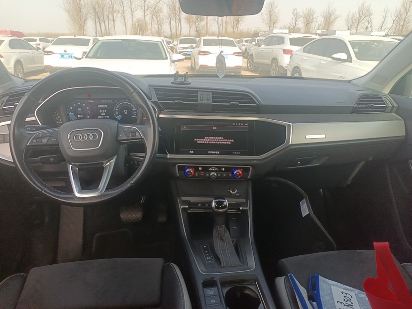 Audi Q3 2022 #4 Audi Q3 2022 car image #4
