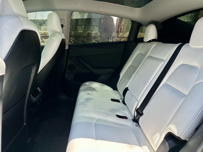 Tesla Model Y 2021 car image #5
