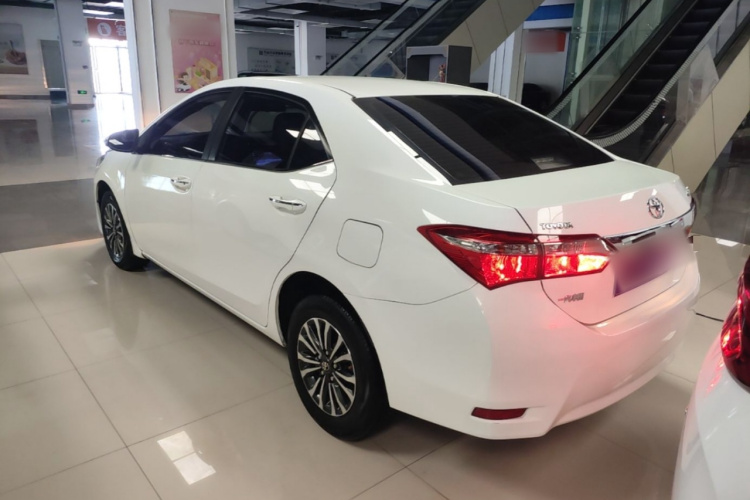 Toyota Corolla 2019 #5 Toyota Corolla 2019 car image #5