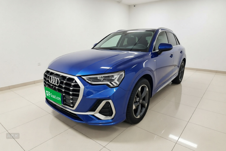 Audi Q3 2019 #2 Audi Q3 2019 car image #2