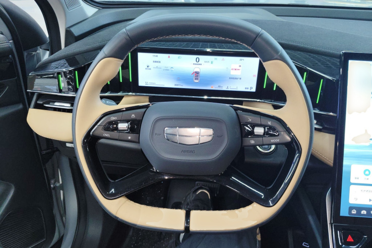 GEELY Boyue L 2023 صورة سيارة #11