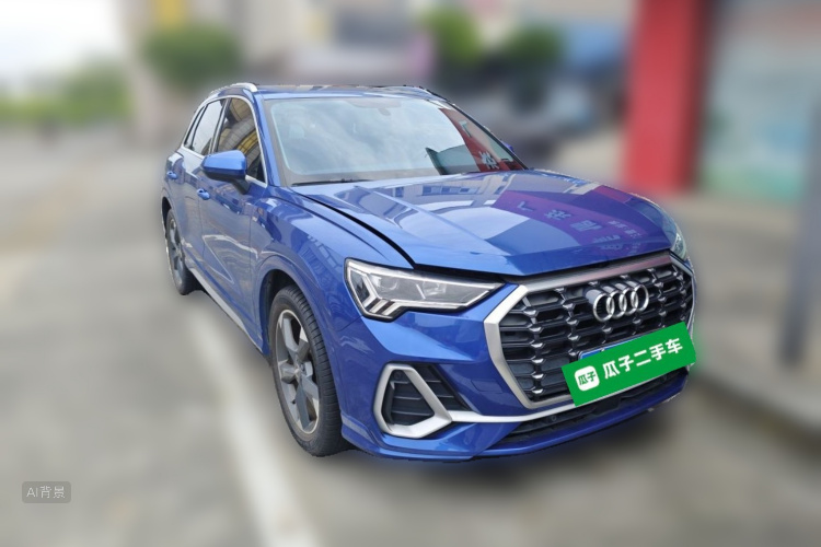 Audi Q3 2020 car image #4
