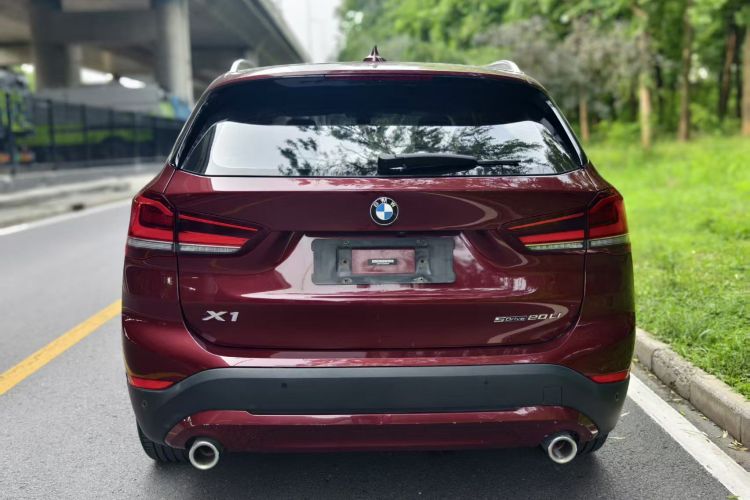BMW X1 2020 car image #10