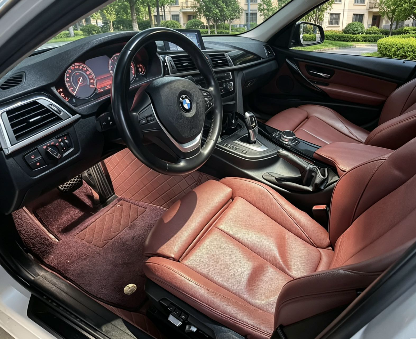 BMW 3 Series 2018 #4 BMW 3 Series 2018 car image #4