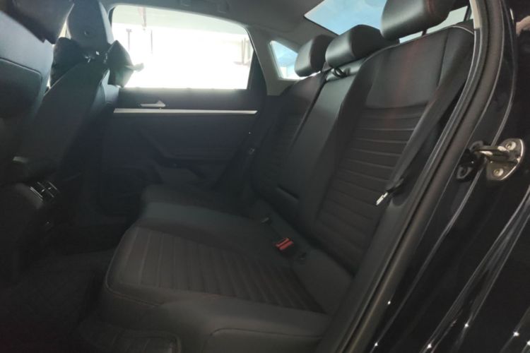 Volkswagen Lavida 2024 car image #17