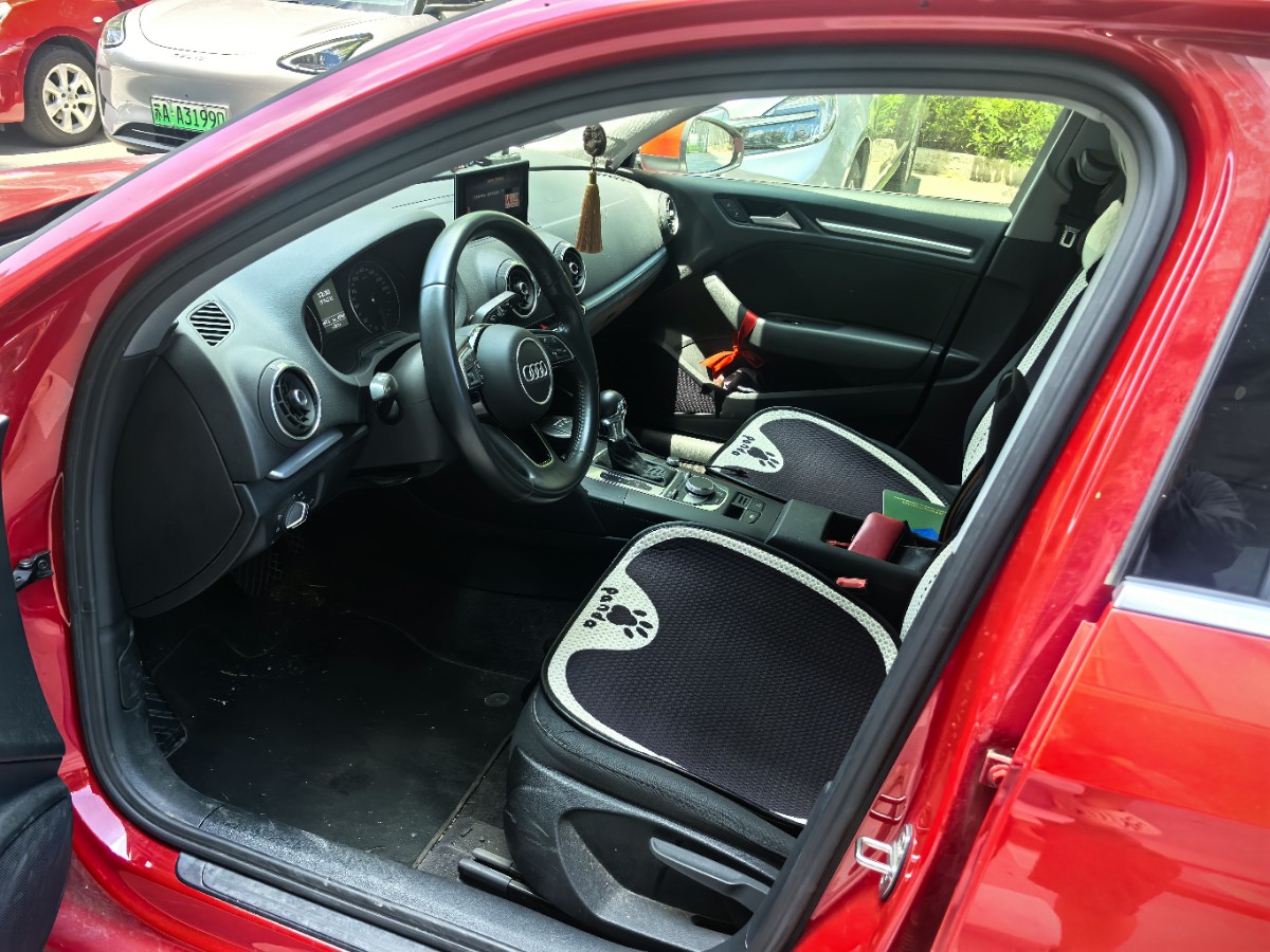 Audi A3 2019 car image #3