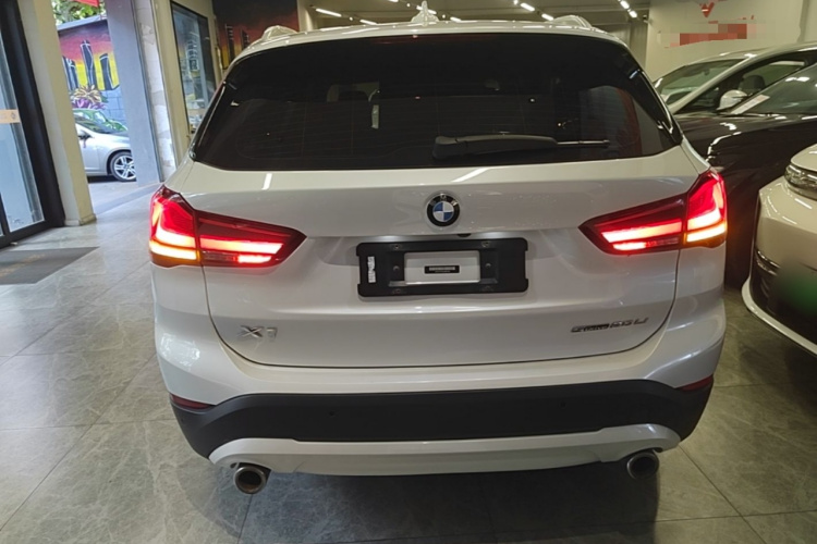 BMW X1 2019 image de voiture #6