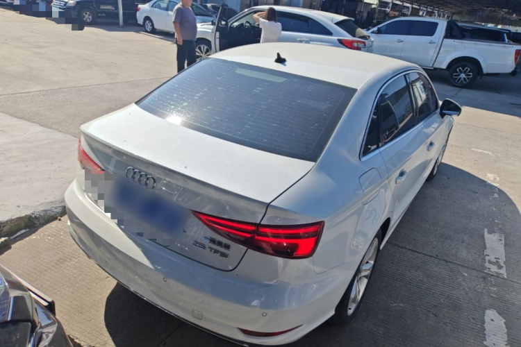 Audi A3 2019 imagen de coche #7