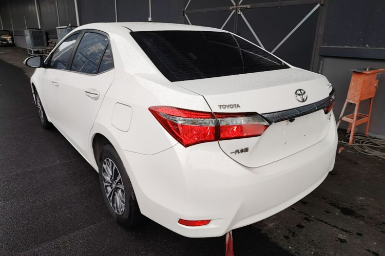 Toyota Corolla 2018 #5 Toyota Corolla 2018 car image #5