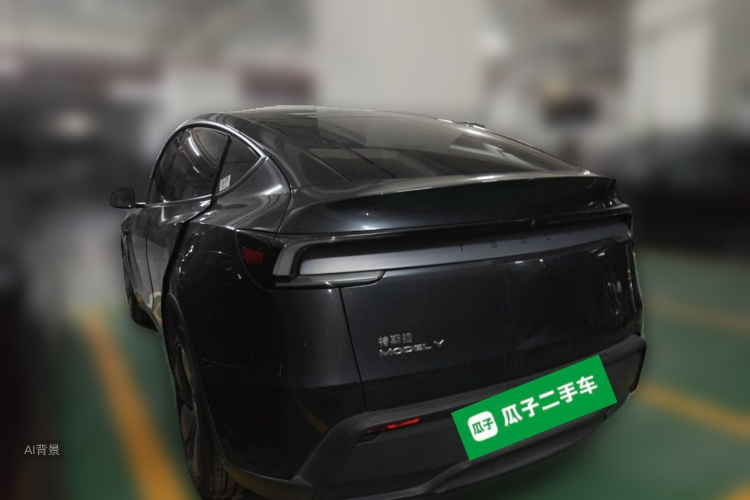 Tesla Model Y 2025 #5 Tesla Model Y 2025 immagine di auto #5
