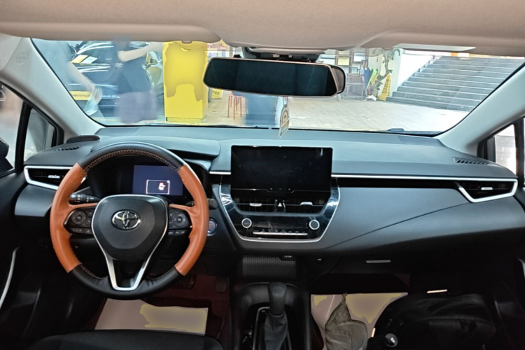 Toyota Corolla 2023 car image #10