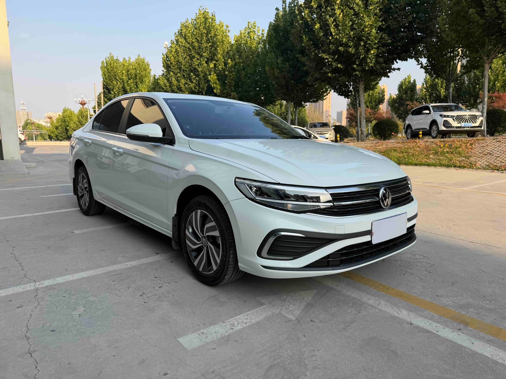 Volkswagen Bora 2025 car image #3