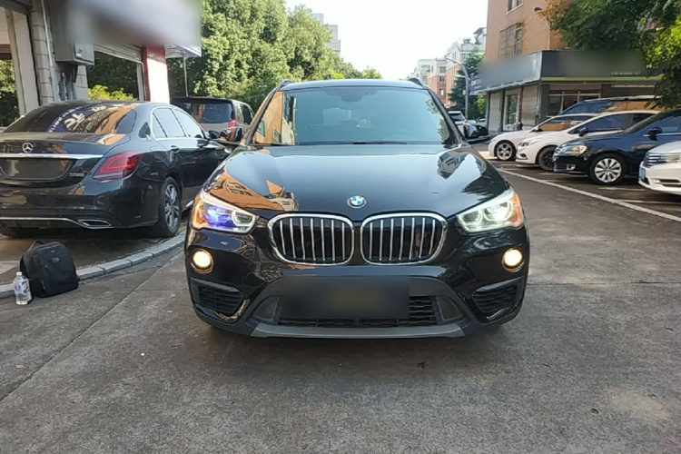 BMW X1 2017 #3 BMW X1 2017 car image #3