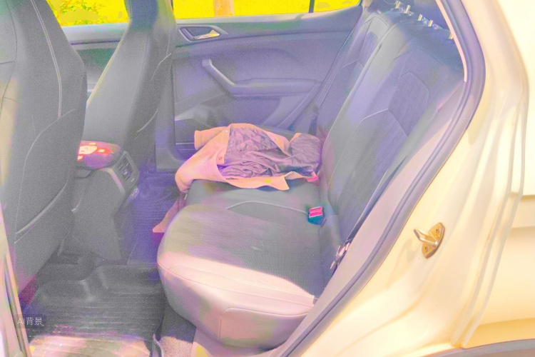 Volkswagen T-Cross 2021 car image #19