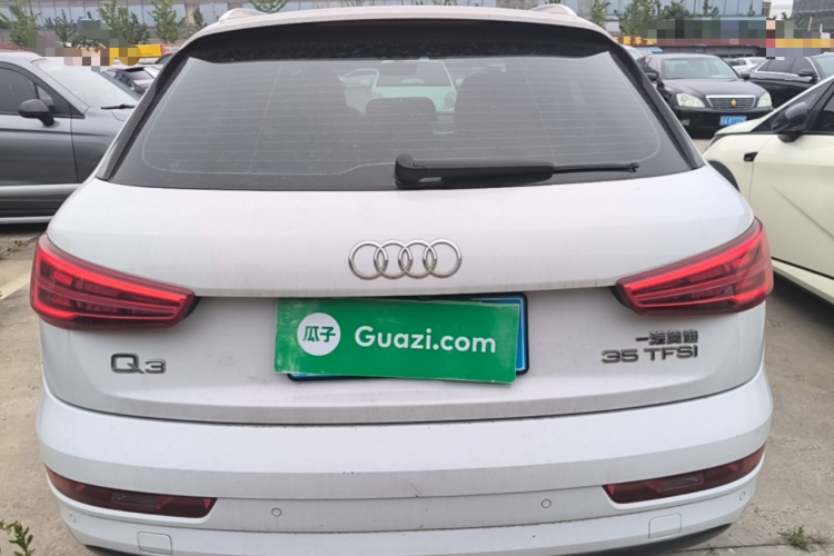 Audi Q3 2019 #4 Audi Q3 2019 car image #4