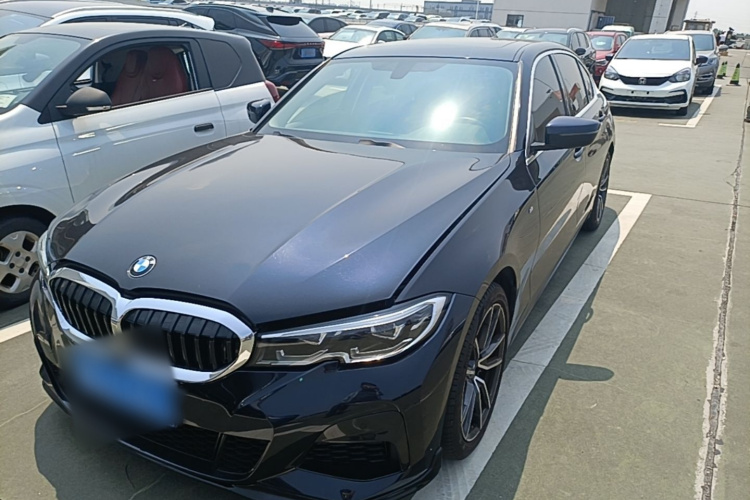 BMW 3 Series 2021 #2 BMW 3 Series 2021 car image #2
