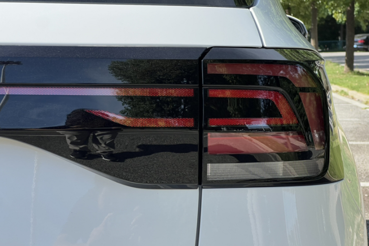 Volkswagen T-Cross 2021 car image #12