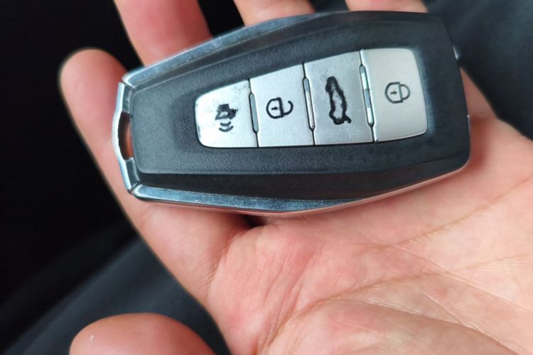 GEELY Emgrand 2023 car image #9