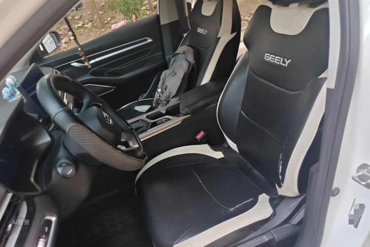 GEELY Emgrand 2023 car image #17