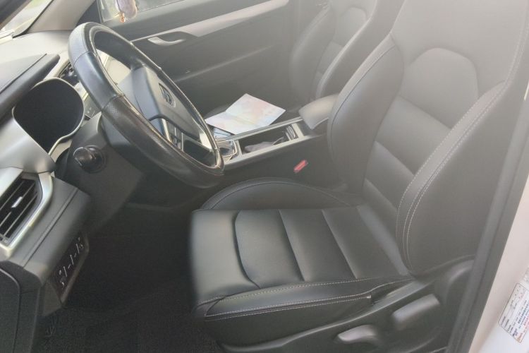 GEELY Emgrand 2018 #19 GEELY Emgrand 2018 car image #19