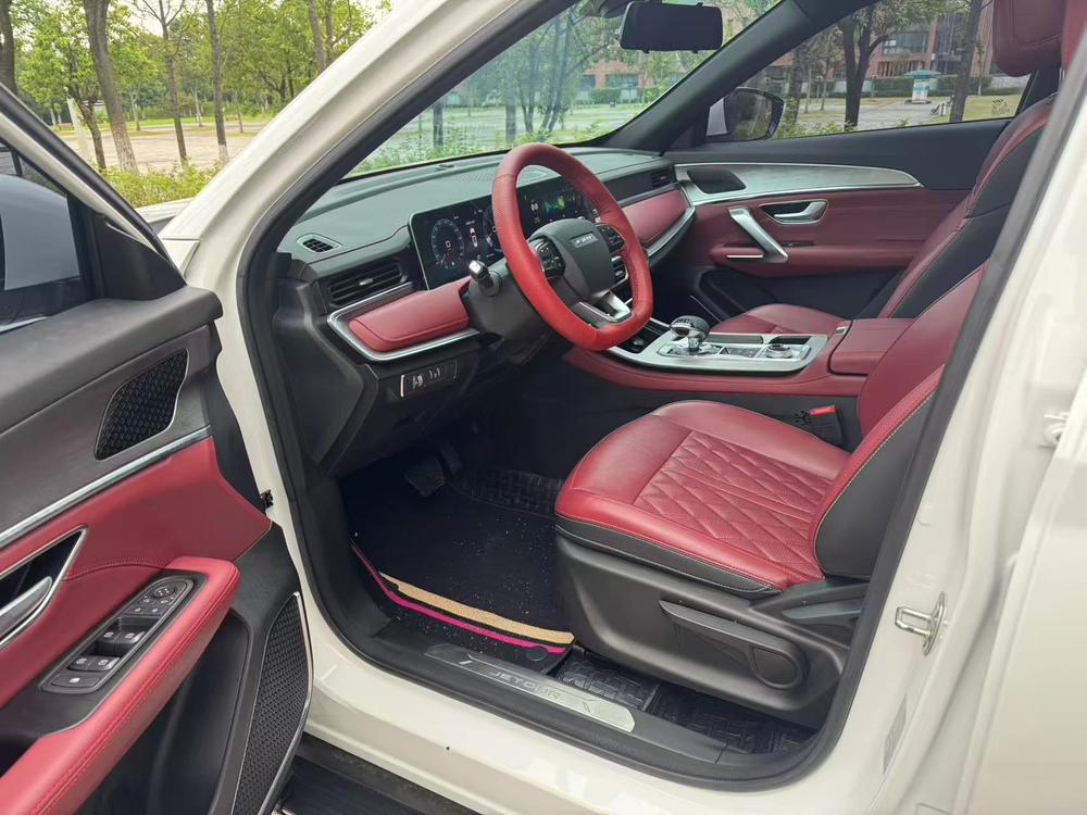 Jetour X70 PLUS 2024 #8 Jetour X70 PLUS 2024 car image #8